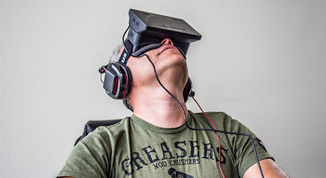 Orange lance son propre casque de réalité virtuelle une fausse bonne  idée ?